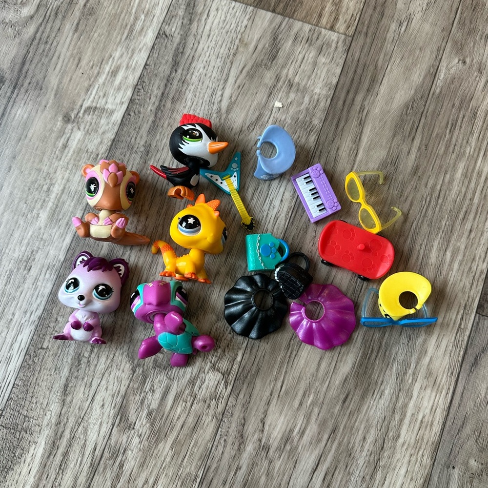 Littlest Pet Shop Gen 7 Series 5 Blind box lot